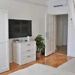 Historic Mexico Building * リュブリャナ